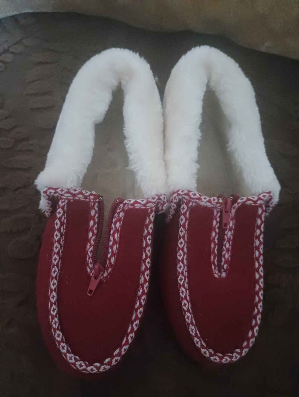 Moccasin Slippers (Size 9)